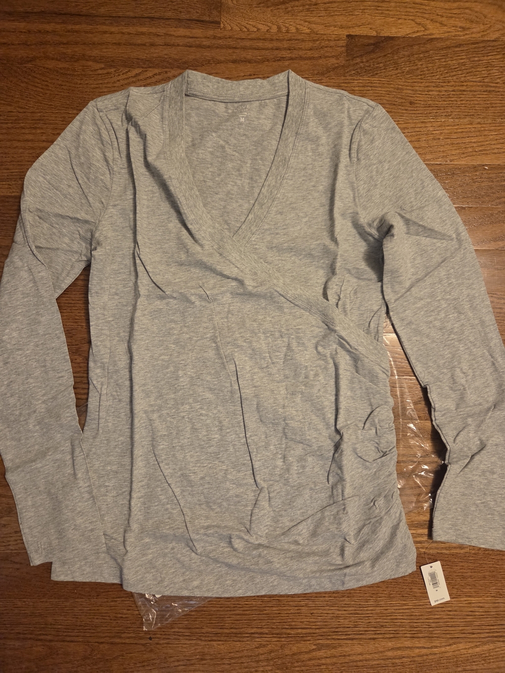 NWT, GAP Women's Nursing V-Neck Wrap Top, M